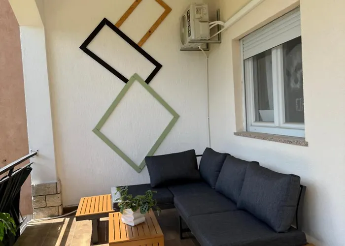 Noa Apartment